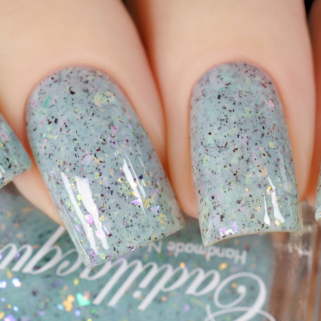 Cadillacquer Fresh Sheets pastel mint iridescent crelly nail polish, swatched on four nails, light skin, studio lighting, by @yyulia_m