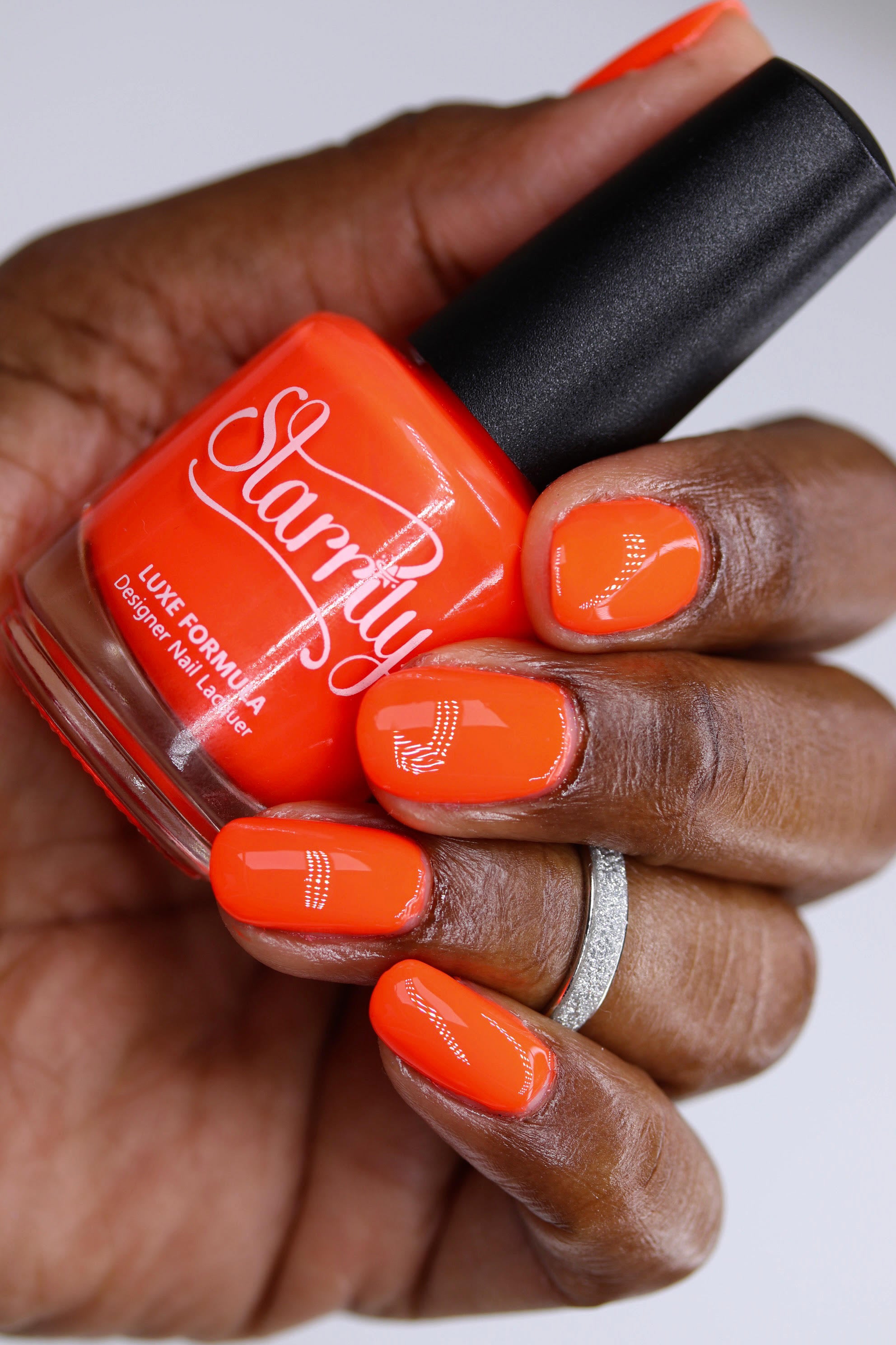 Neon (NE) Nail Polish