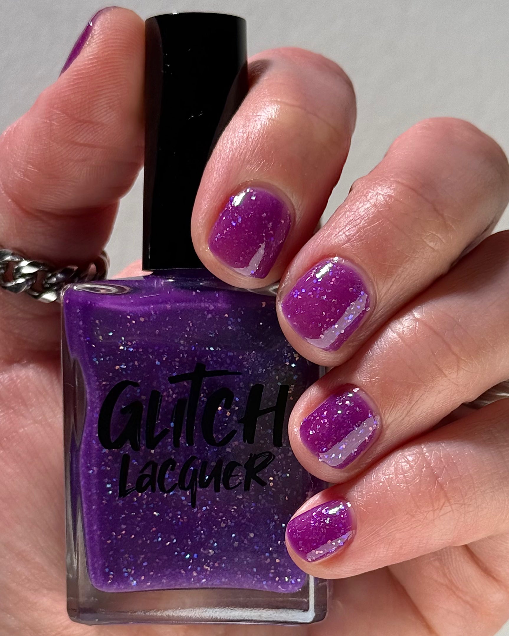 Wispy Wisteria (Glow in the Dark)