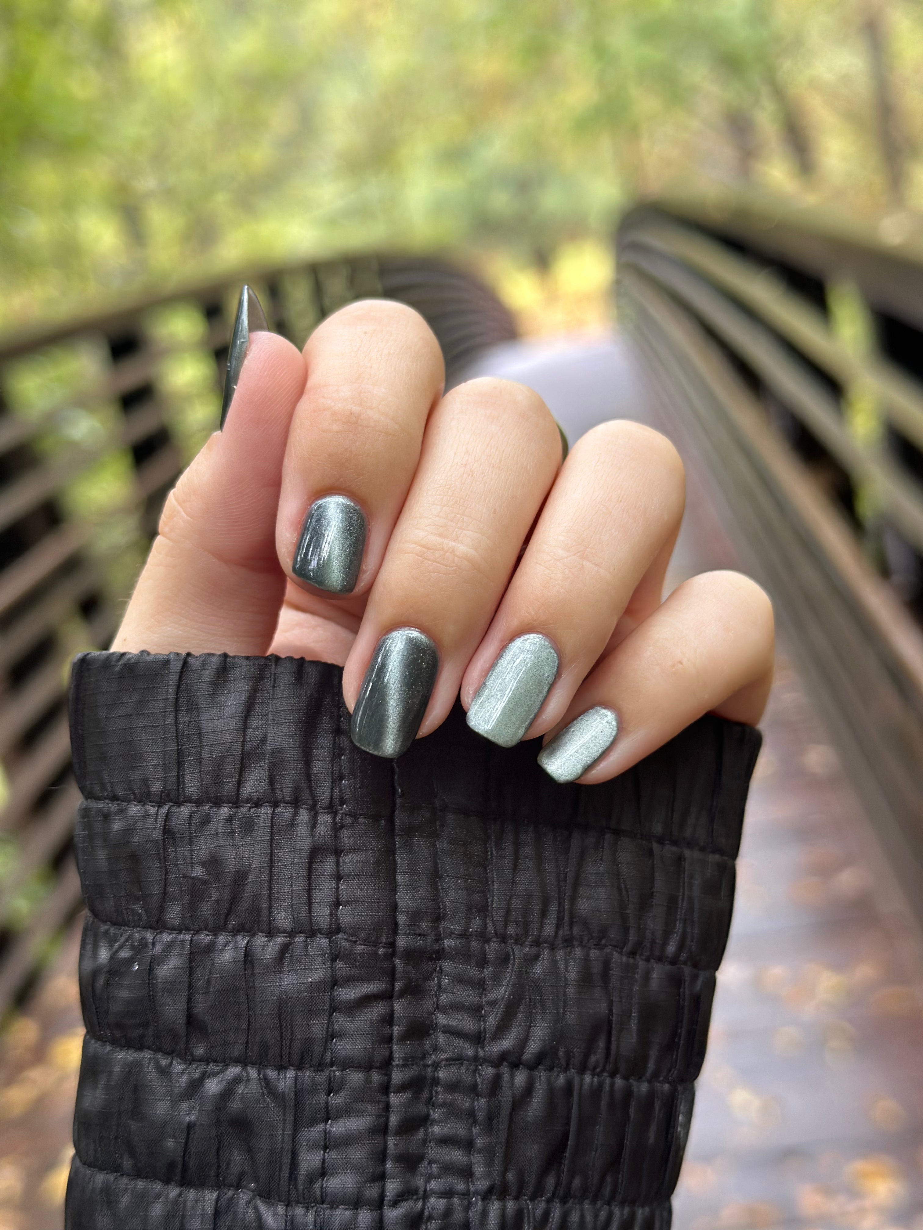 Smokeshow (Magnetic, Topper)
