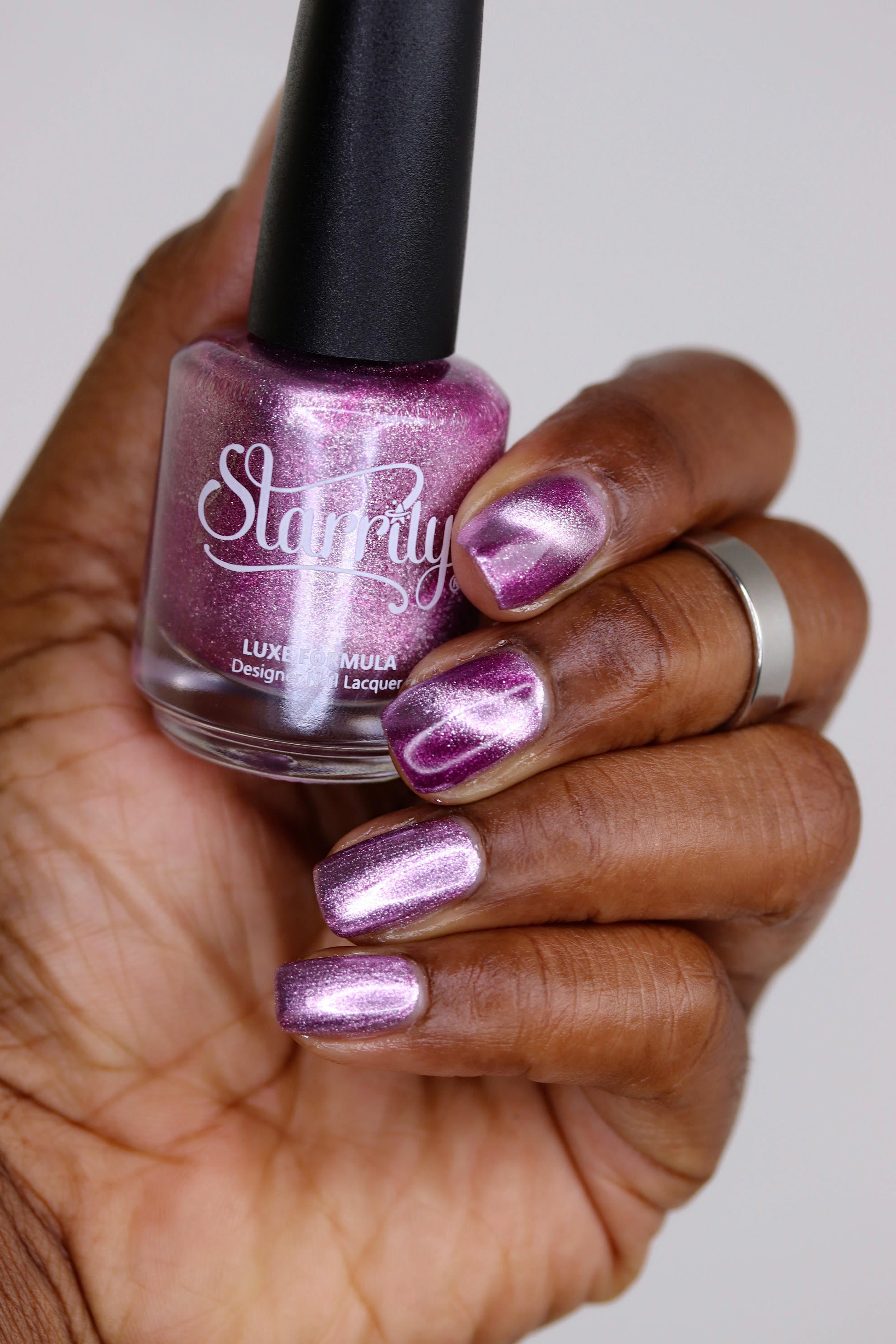 Quartz Crystal (Magnetic)