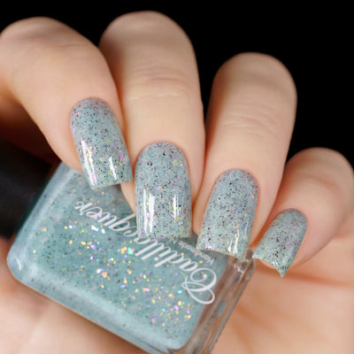 Cadillacquer Fresh Sheets pastel mint iridescent crelly nail polish, swatched on four nails, light skin, studio lighting, by @yyulia_m