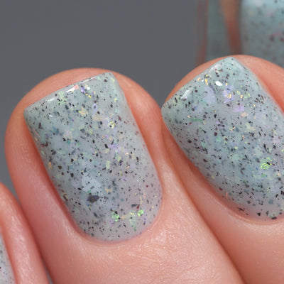 Cadillacquer Fresh Sheets pastel mint iridescent crelly nail polish, swatched on four nails, light skin, studio lighting, by @Lakodzen