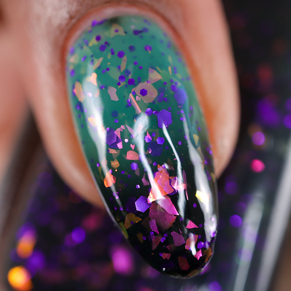 Cadillacquer - Wednesday Inspired - I Love Dark Turns (Thermal)