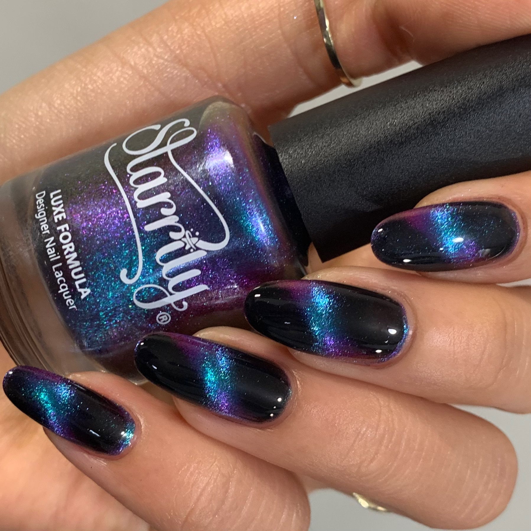 Starrily - Love Spell - Hera Nail Polish