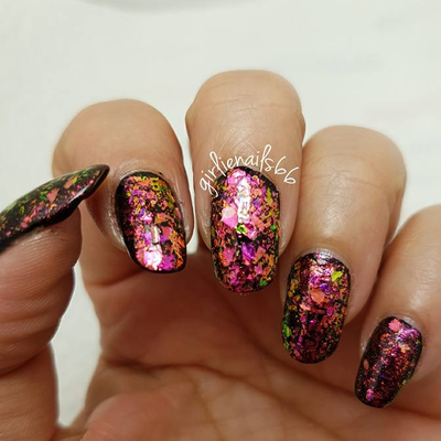 NailStuff - Fiesta Iridescent Nail Flakes
